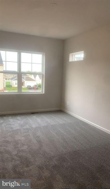 235 Crofton Ct - Photo 4 of 18