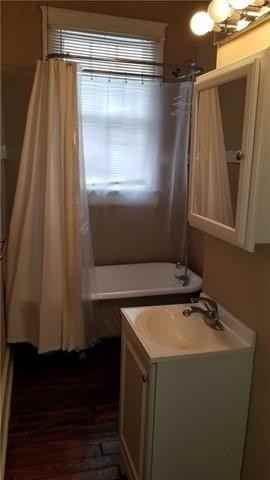 932 Jackson Ave ##3 - Photo 4 of 5