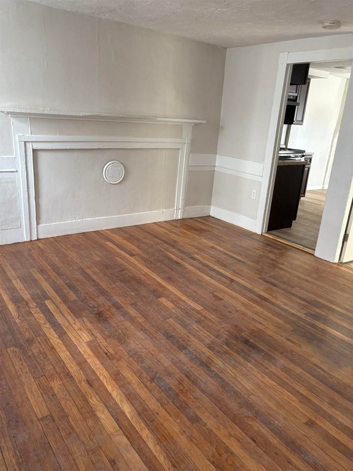 7 Morrill St - Photo 3 of 14