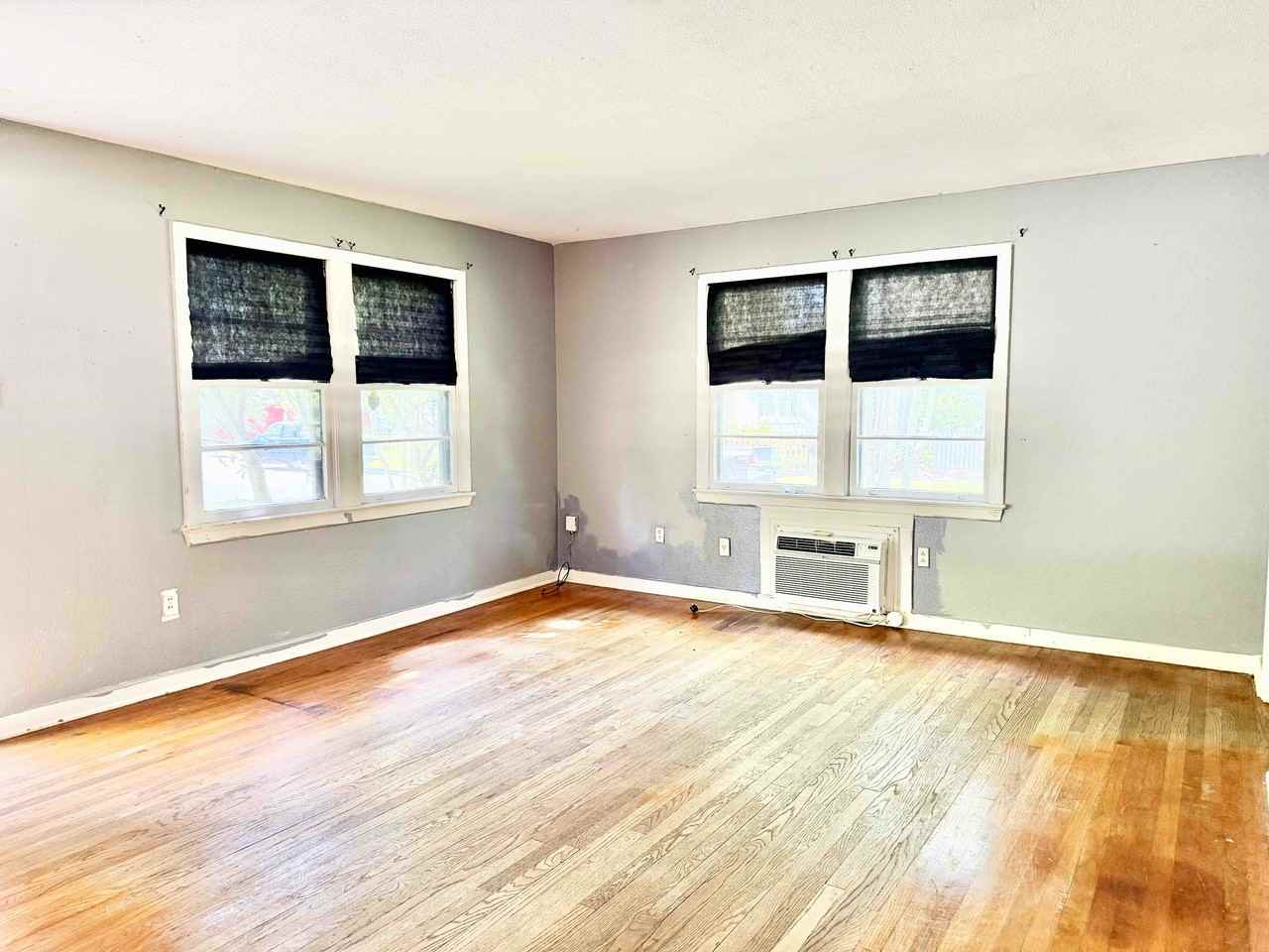 1125 Perkins Rd #1 - Photo 3 of 10