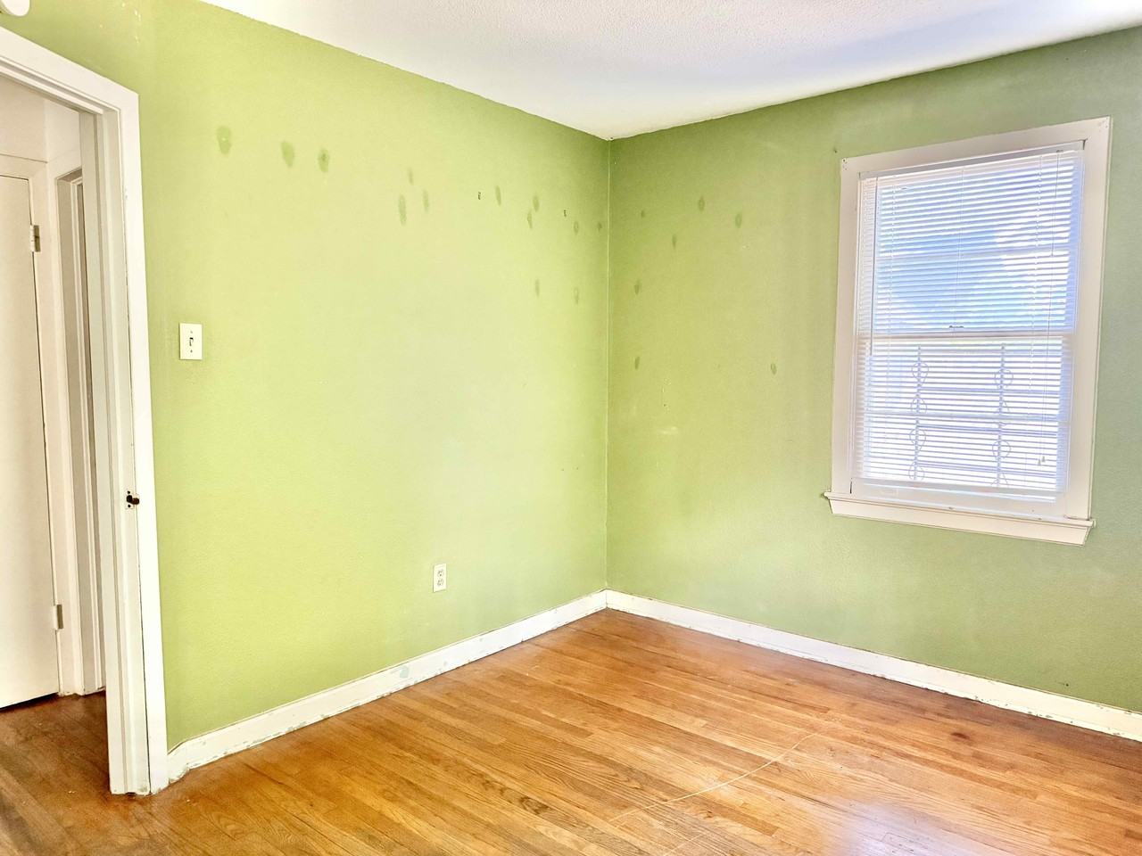 1125 Perkins Rd #1 - Photo 5 of 10