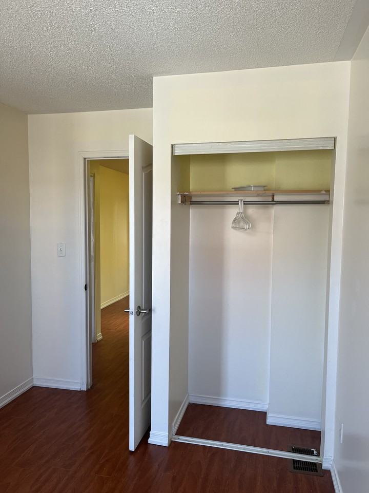 80 Leitch Avenue - Photo 5 of 16