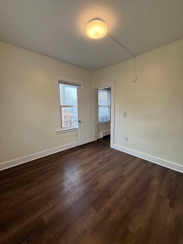 27 Botsford St #1 - Photo 6 of 15