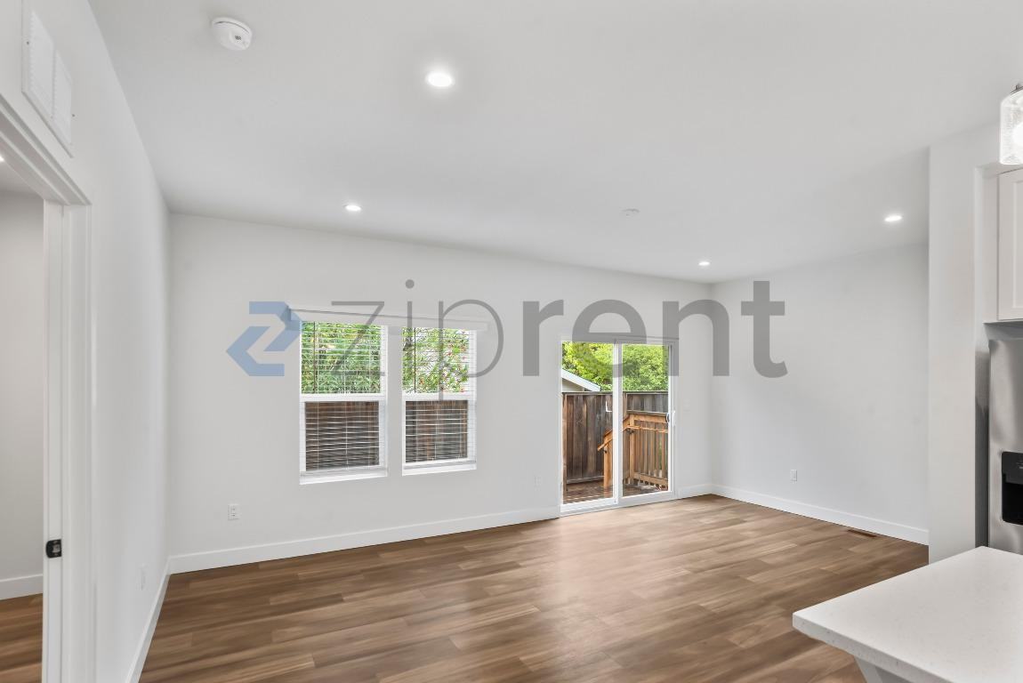 10112 Westminster Ct - Photo 6 of 27