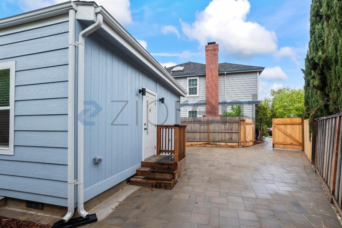 10112 Westminster Ct #ADU - Photo 4 of 27