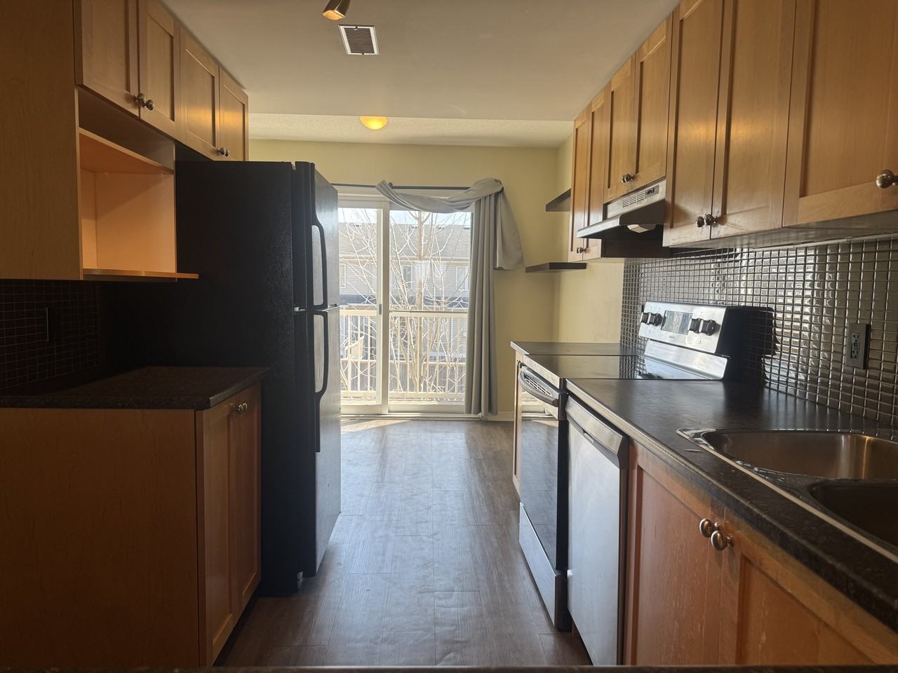 136 Chapman Mills Drive - Photo 3 of 20