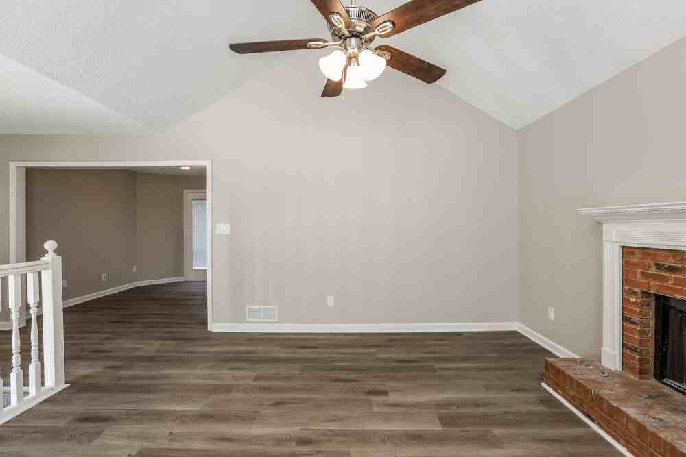 83 Seals Dr - Photo 6 of 17