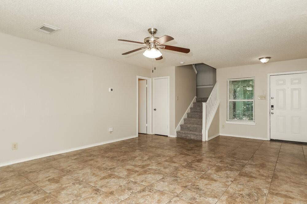 8320 Morning Grove Dr - Photo 6 of 17