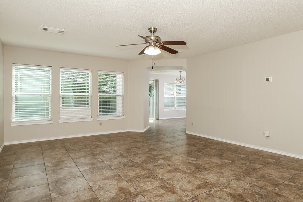 8320 Morning Grove Dr - Photo 7 of 17