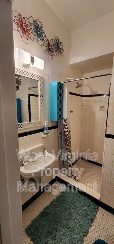 309 Neville St - Photo 5 of 7