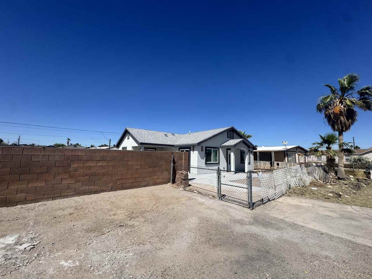 5657 S Rocky Rd #1 - Photo 4 of 18