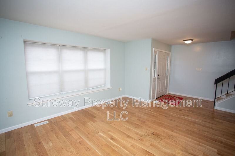 142 Camber Ln - Photo 2 of 50