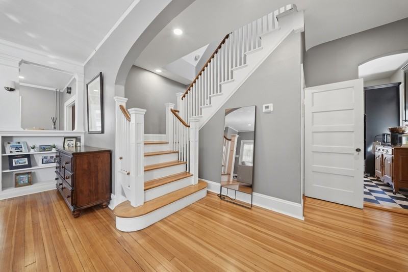 1048 Hanover Ave - Photo 7 of 45