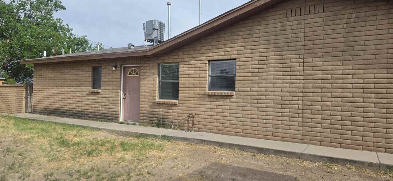 823 - 2 Aliyah Road - Photo 3 of 12