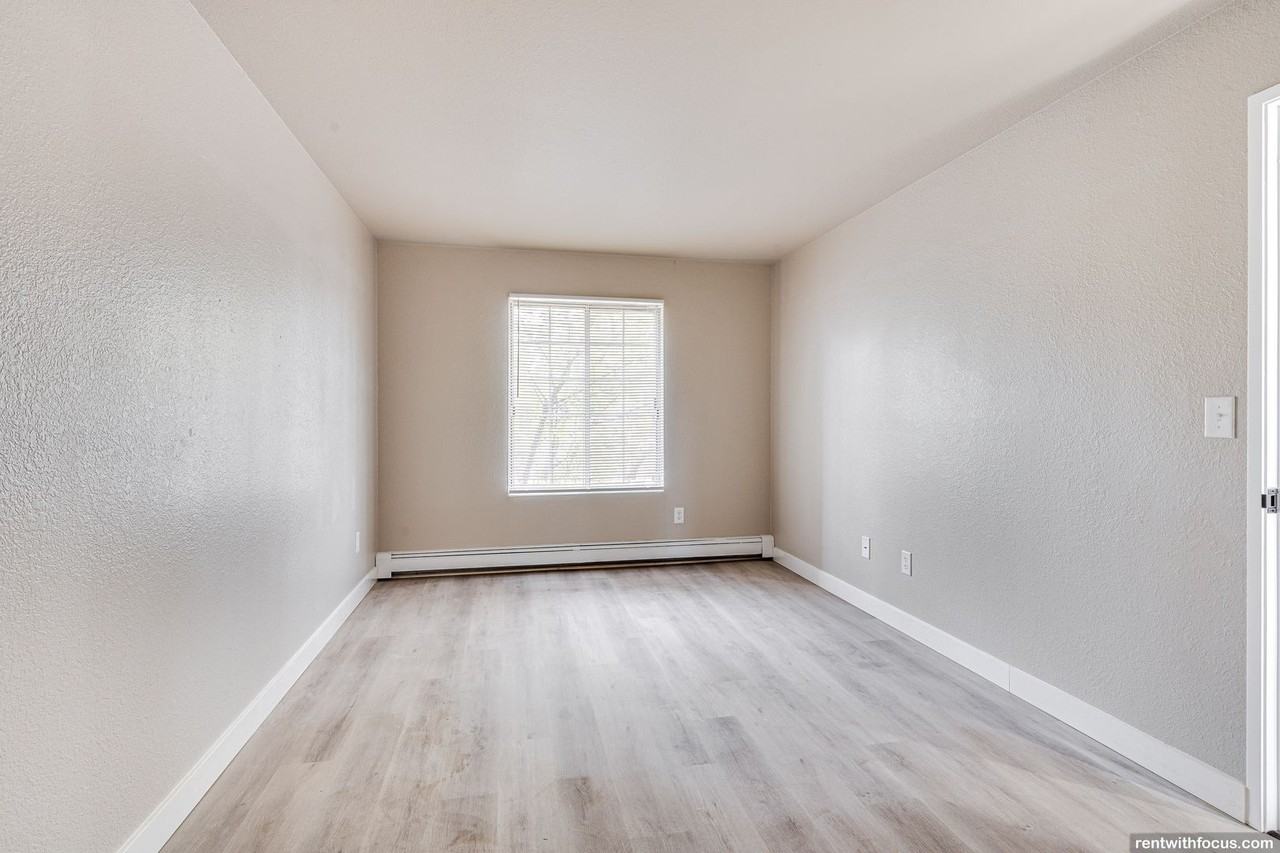 Nova Suites - Photo 5 of 42