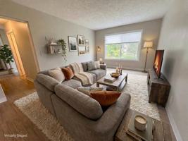 featured image of 3617 Lakepointe Dr