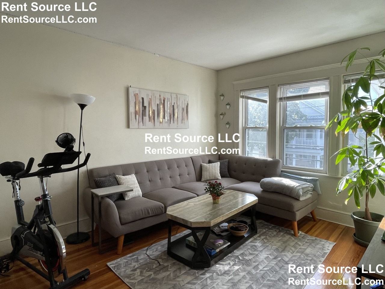 104 Princeton St #2ndFL - Photo 4 of 17