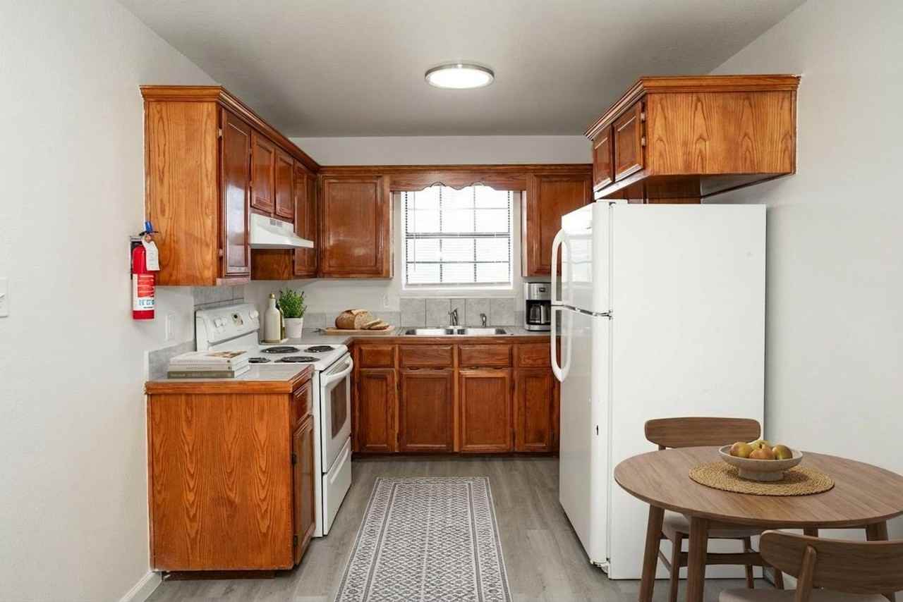 418 Gastel Circle - Photo 4 of 16