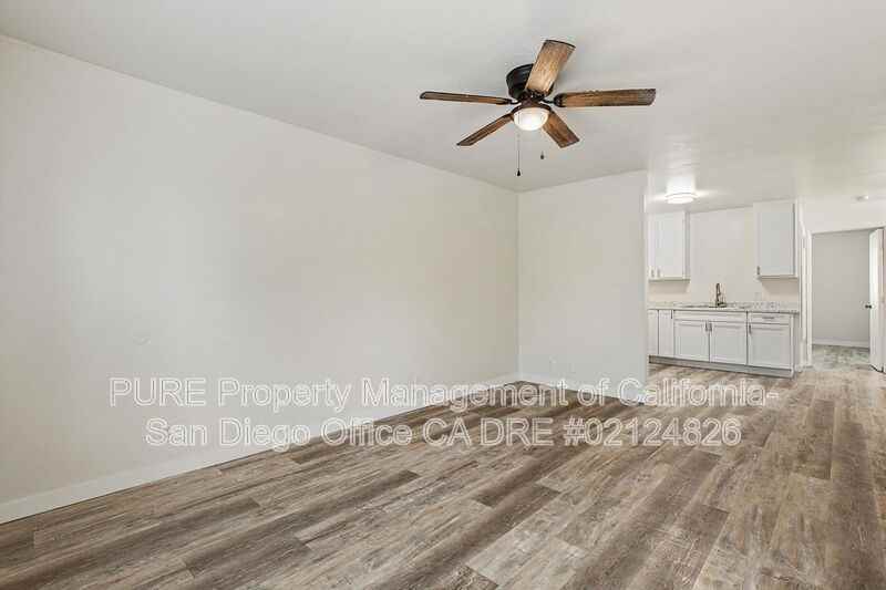 331 E Washington Ave #G - Photo 4 of 19