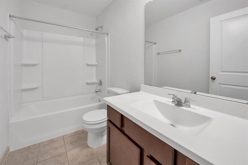 31415 Stone Ridge Forest Dr - Photo 4 of 46