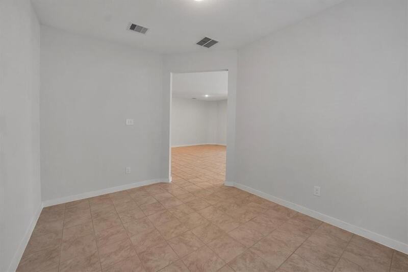 31415 Stone Ridge Forest Dr - Photo 7 of 46