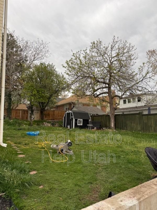 365 S Elizabeth St #3 - Photo 7 of 9