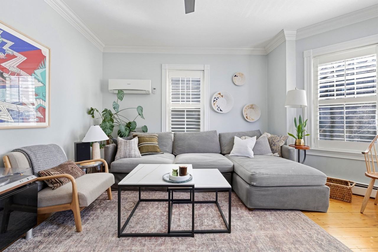 722 E 2nd St #2 - Photo 2 of 28