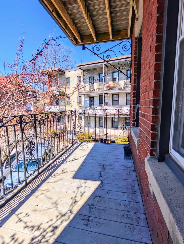 Kinross Rd #5 - Photo 7 of 11