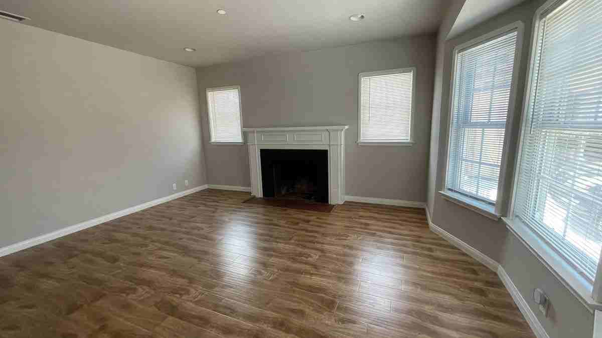 2316 Peyton Ave - Photo 3 of 39