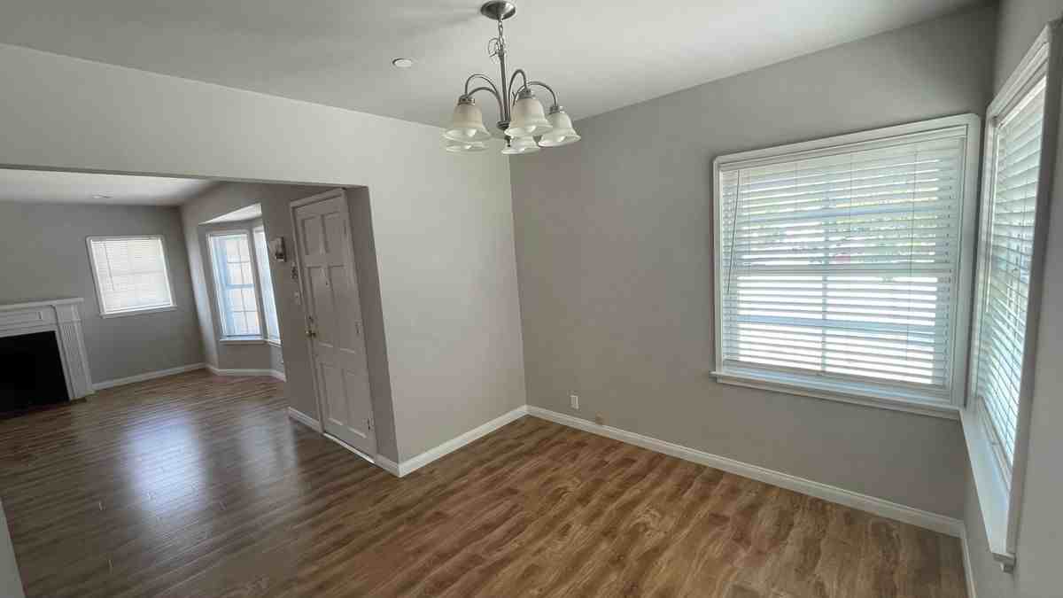 2316 Peyton Ave - Photo 5 of 39