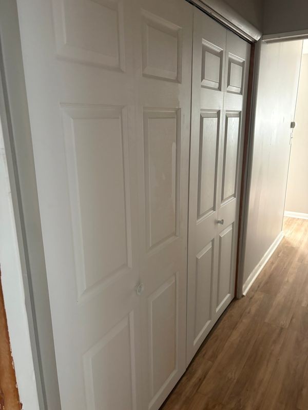 1105 Cedar St - Photo 2 of 5