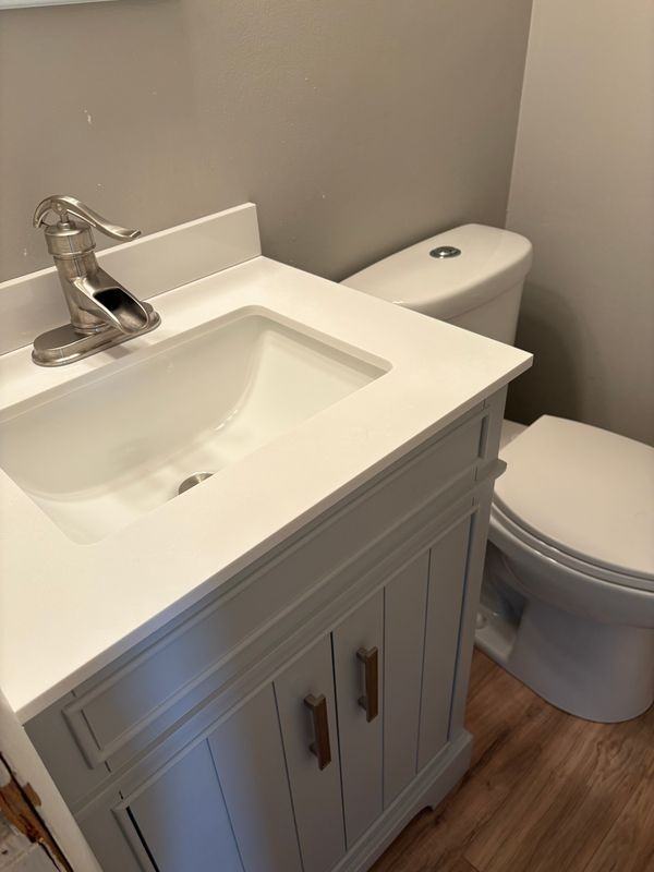 1105 Cedar St - Photo 3 of 5