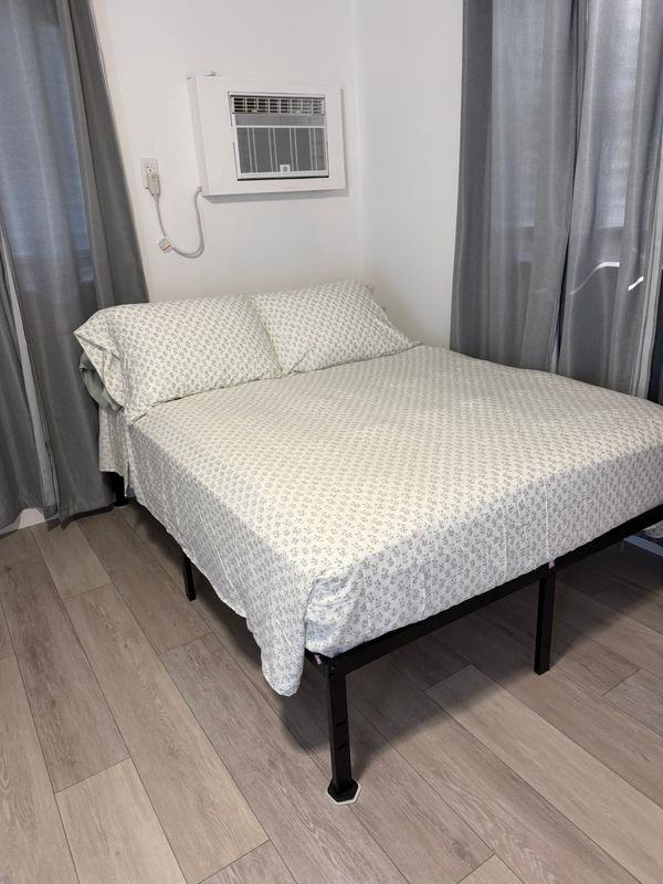 2300 Ne 11th Ave - Photo 2 of 7