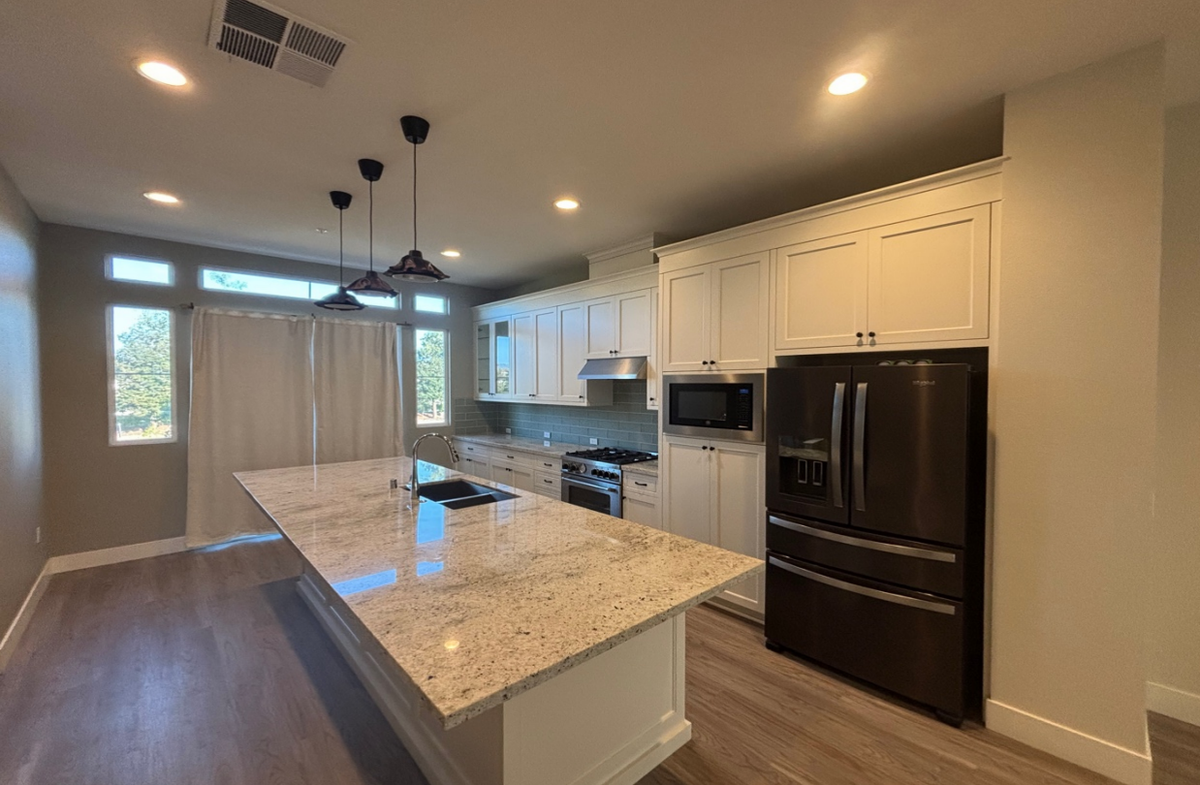 2153 Main St - Photo 3 of 14