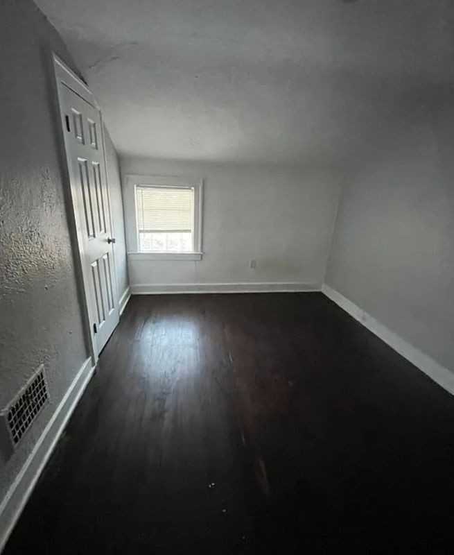 5520 Haverhill St - Photo 2 of 12