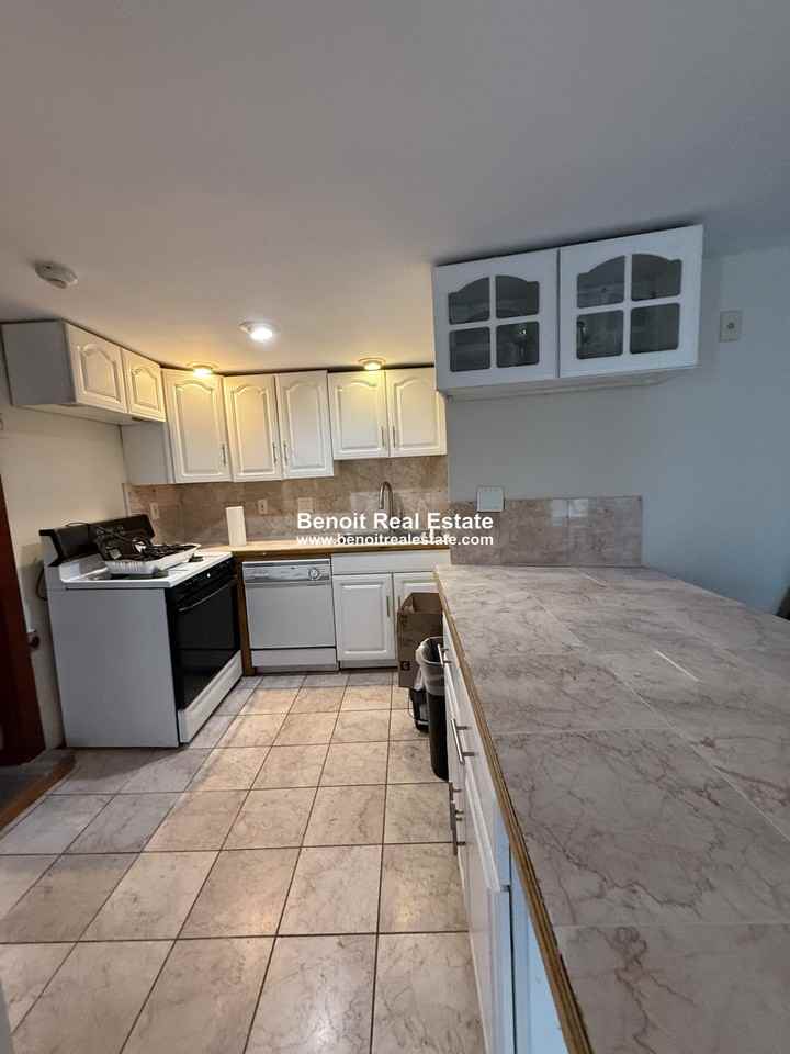 Reed St - Photo 2 of 9