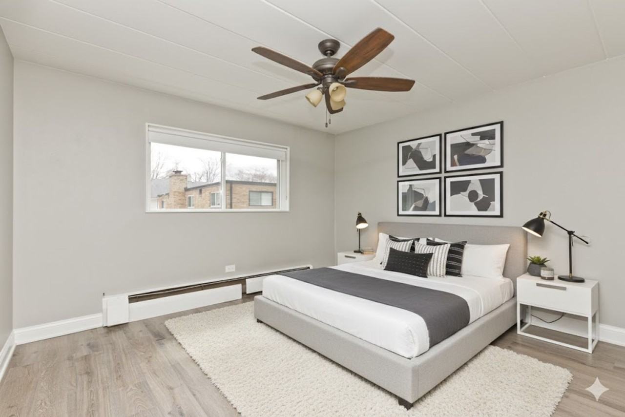 125 Franklin St - Photo 4 of 6