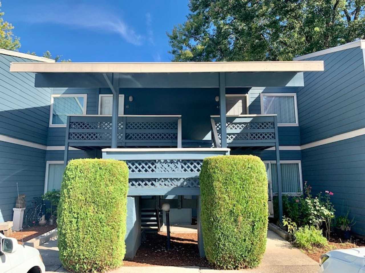 Fairway Downs - Photo 2 of 32