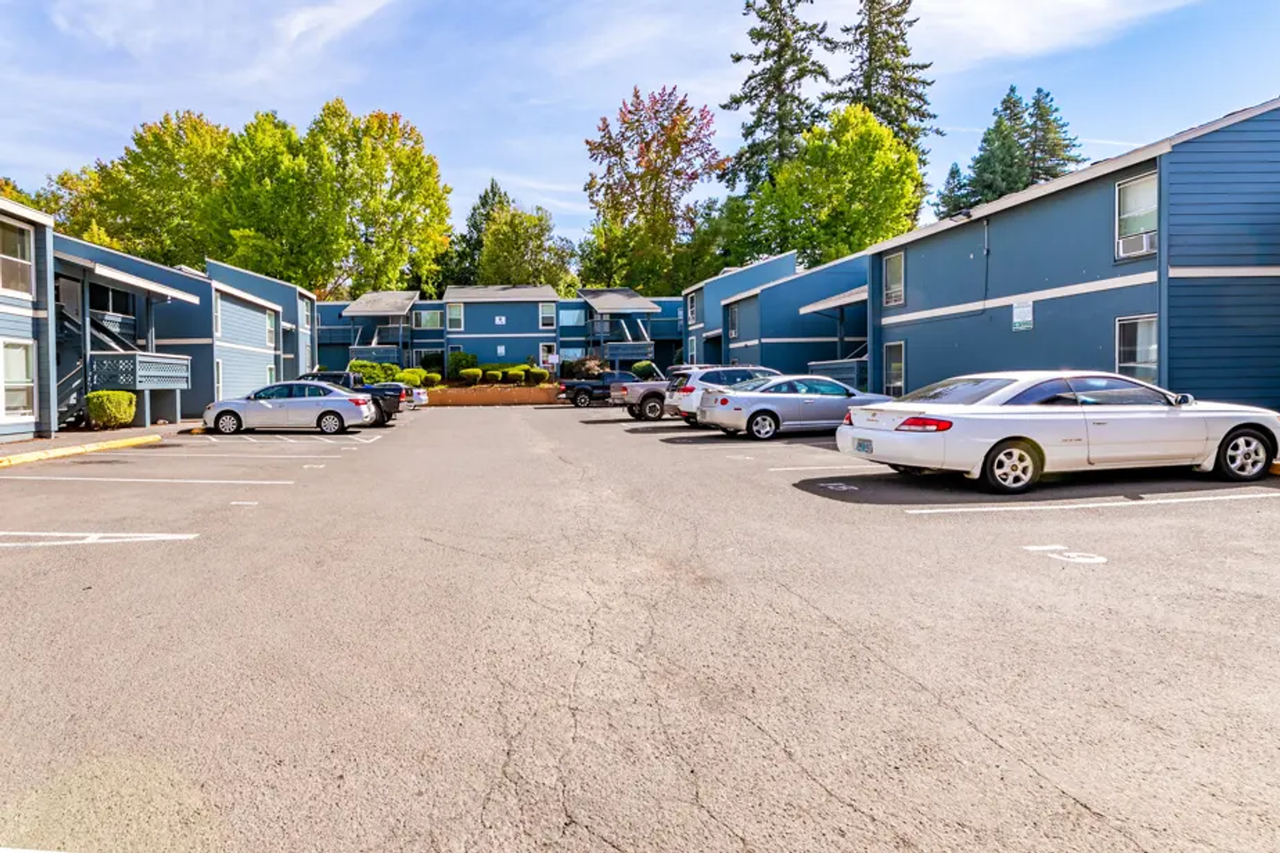 Fairway Downs - Photo 4 of 32