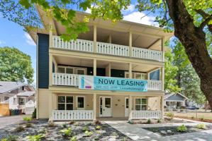 featured image of 1517 S Grand Blvd