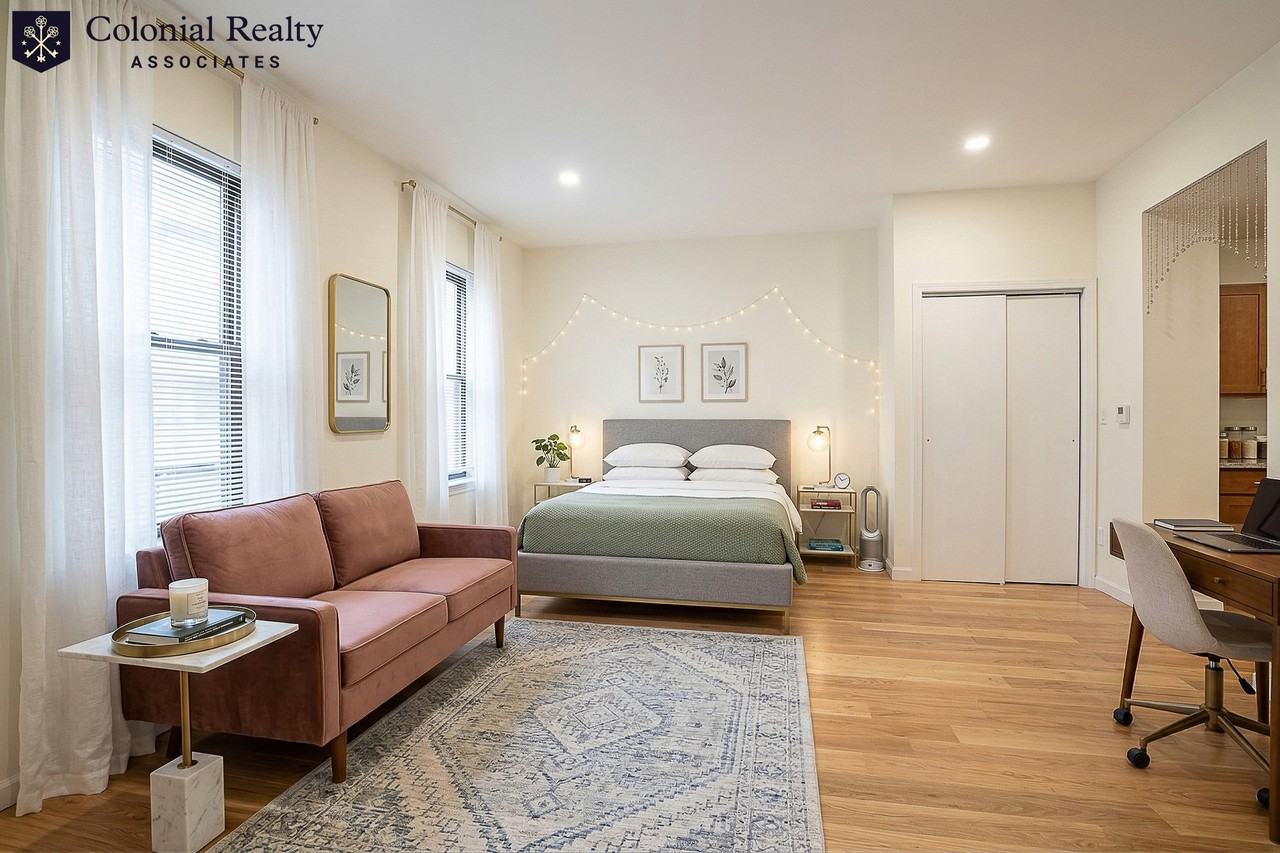 552 Massachusetts Ave #22 - Photo 3 of 11