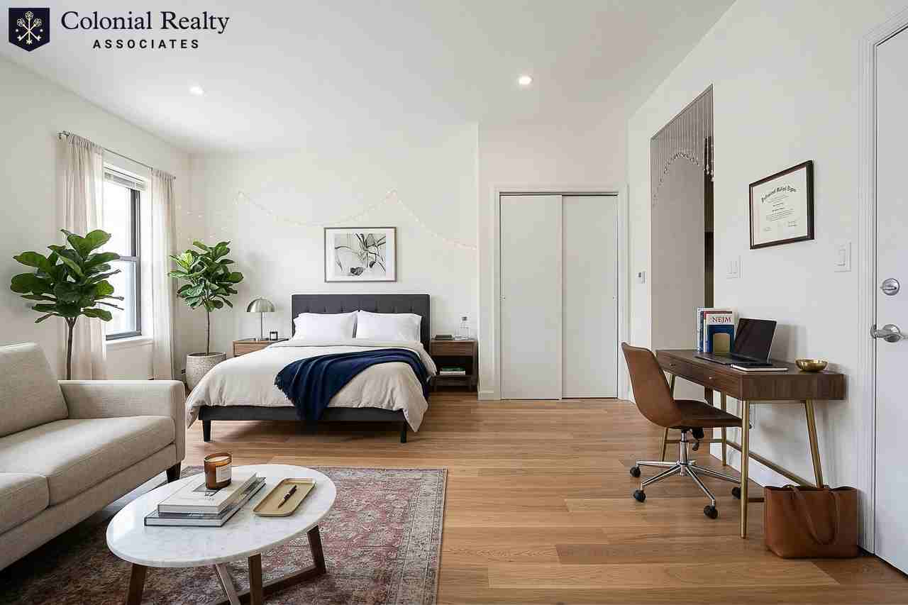 552 Massachusetts Ave #22 - Photo 4 of 11