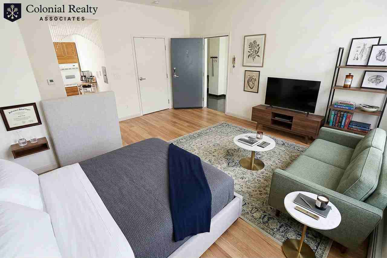 552 Massachusetts Ave #22 - Photo 5 of 11
