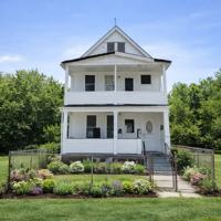 featured image of 6812 Whitney Ave