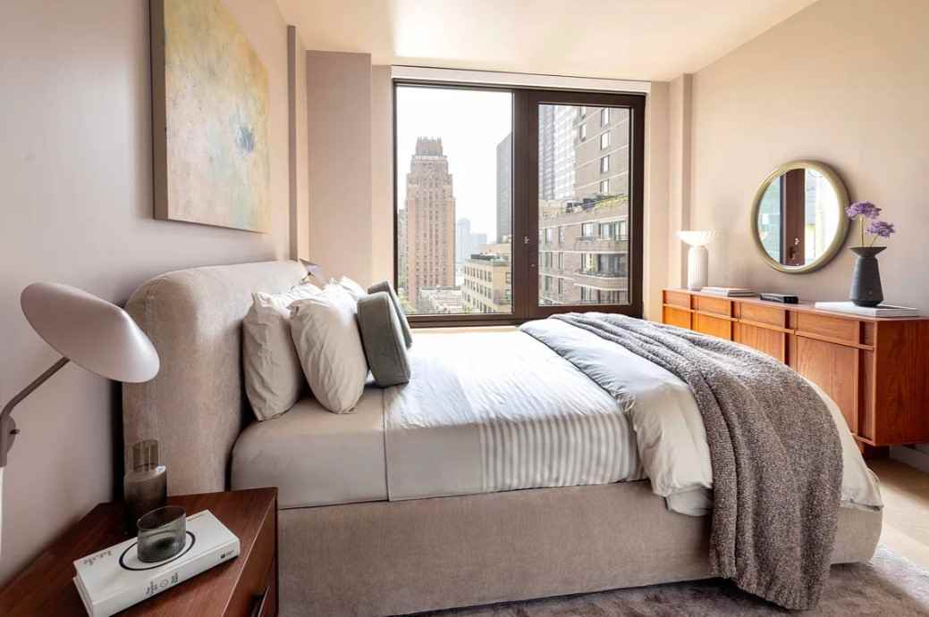 2nd Ave 50th St. #7H - Photo 2 of 13