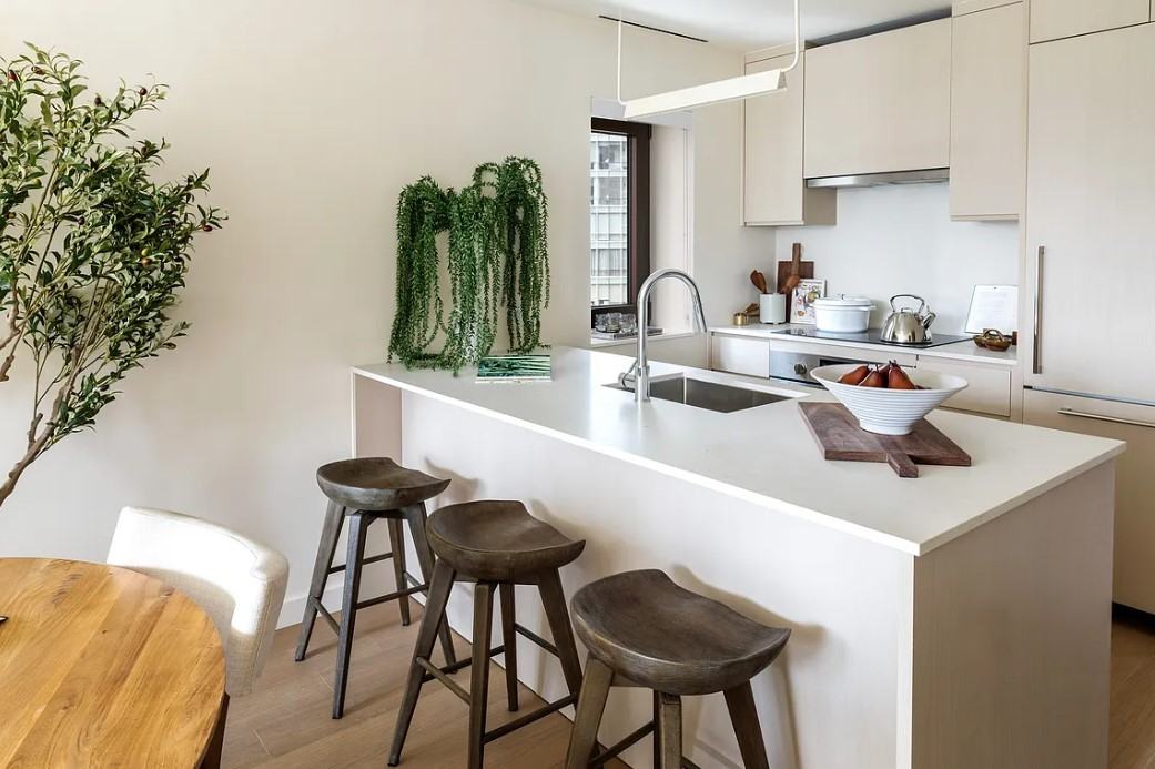 2nd Ave 50th St. #7H - Photo 7 of 13