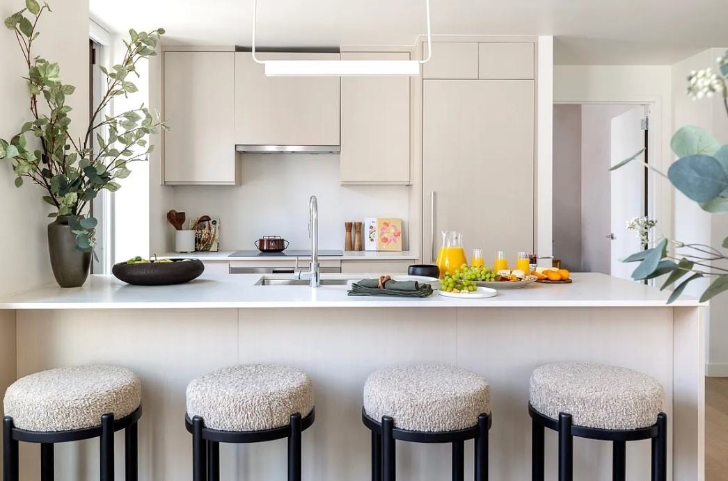 2nd Ave 50th St. #18B - Photo 5 of 12