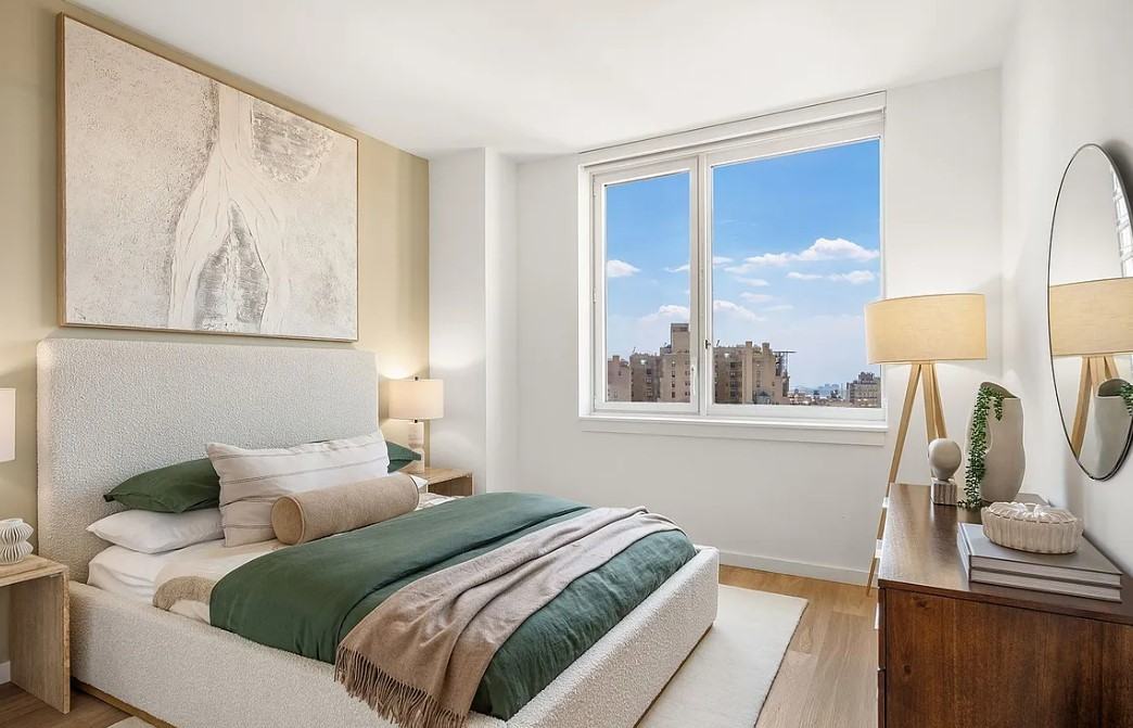 250 W 97th St #2004 - Photo 3 of 13