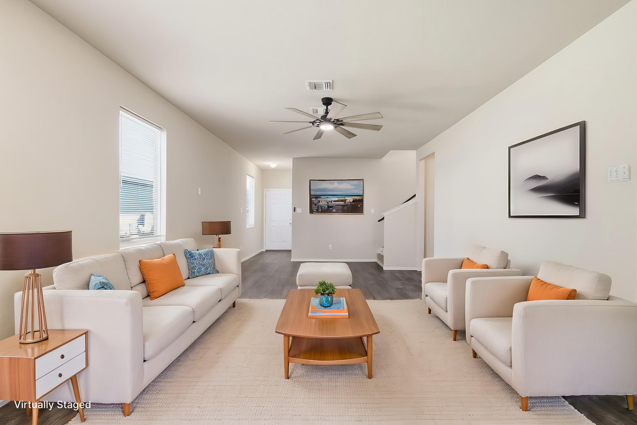 10233 Melissa Ranch Blvd - Photo 2 of 35