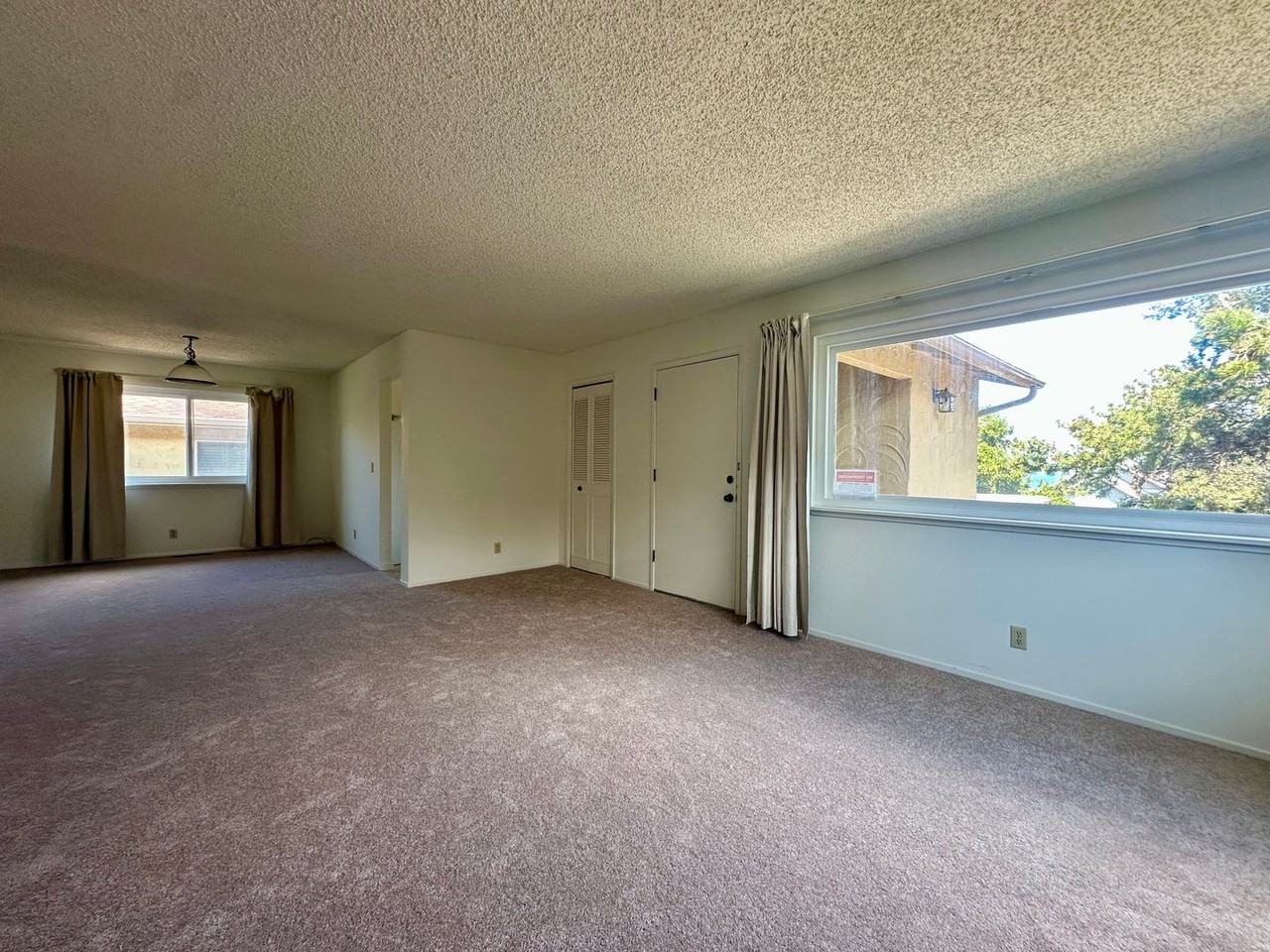 701 Pine St - Photo 4 of 23